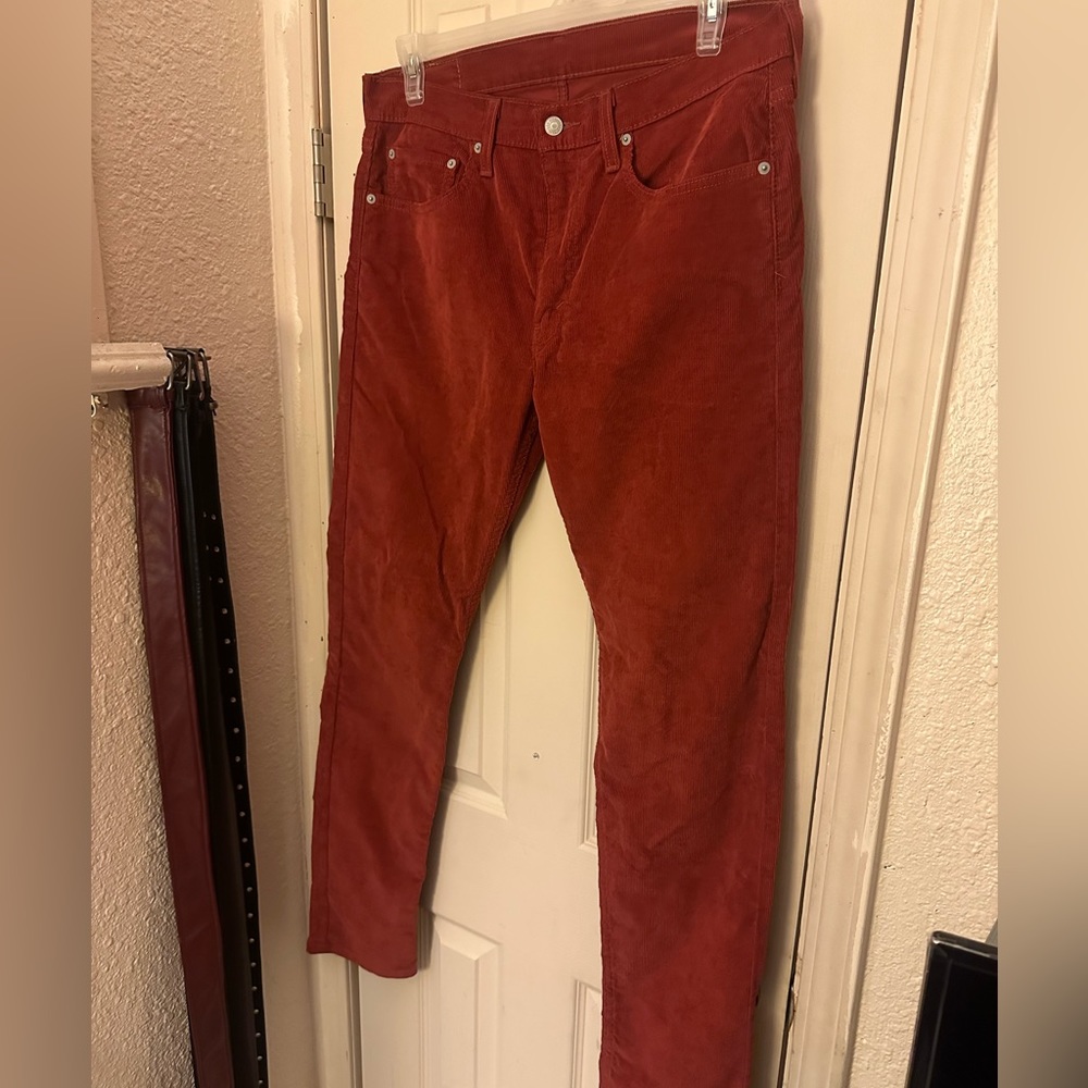 Corduroy Levi’s jeans/pants